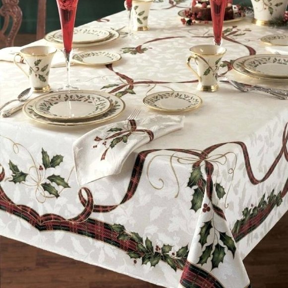 old stock (brand new in pkg) Lenox Christmas Holiday Nouveau 60x84" Tablecloth - Picture 2 of 6